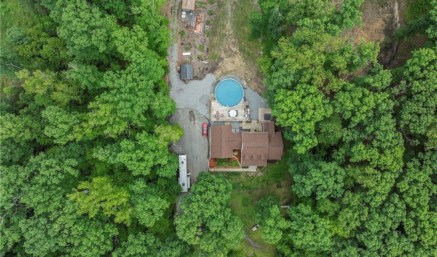 13032 Beech Creek Ln, Ashland, VA 23005 - 4 Beds, 3 Bath
