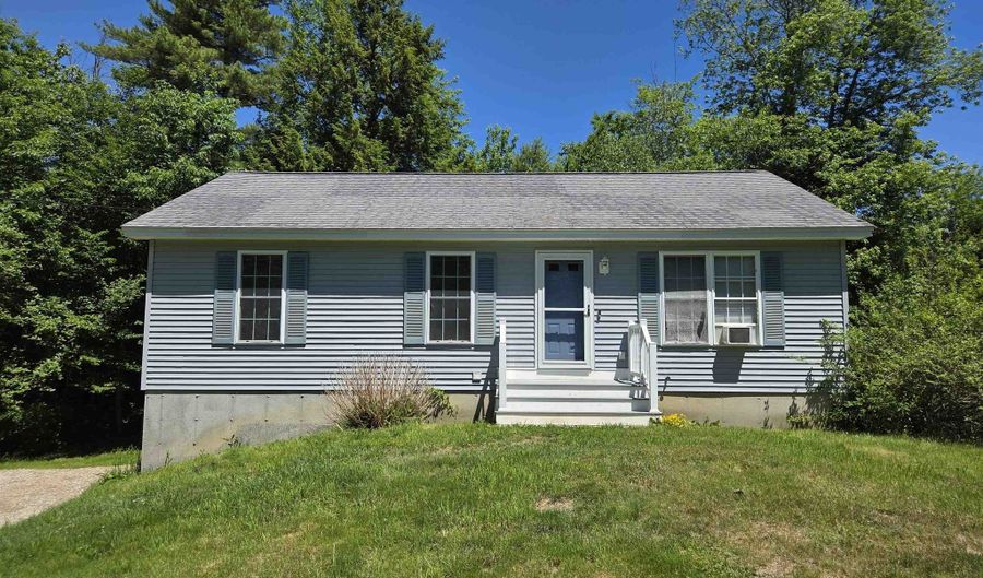 17 Winwood Dr, Barnstead, NH 03225 - 3 Beds, 1 Bath