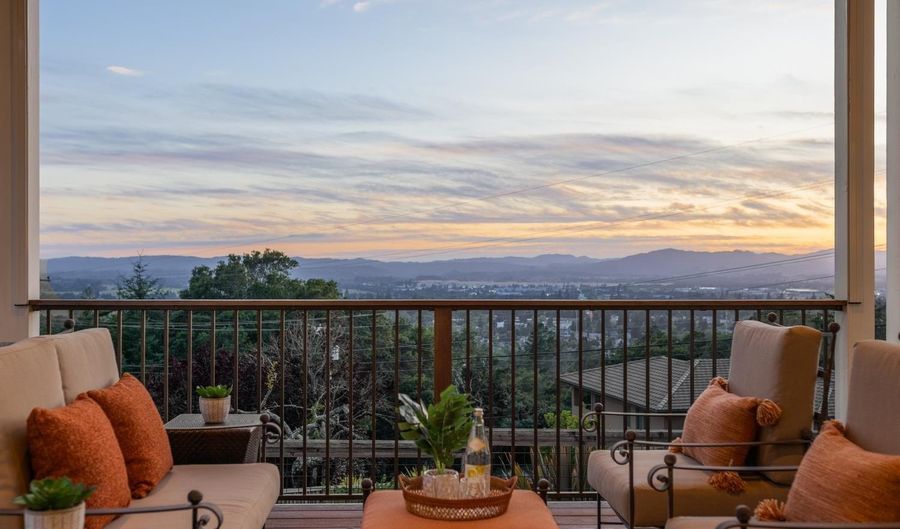1335 Wikiup Dr, Santa Rosa, CA 95403 - 4 Beds, 3 Bath