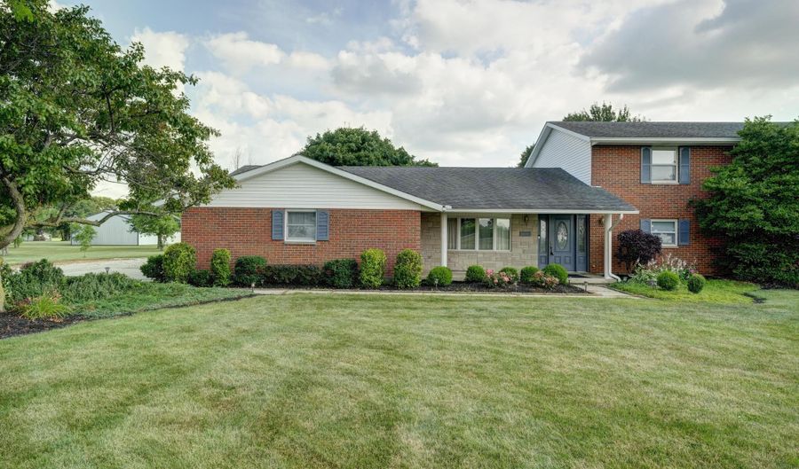 6671 Dull Rd, Arcanum, OH 45304 - 4 Beds, 3 Bath