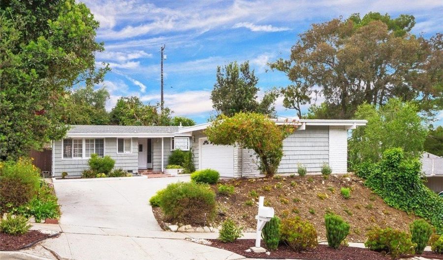 27045 Shorewood Rd, Rancho Palos Verdes, CA 90275 - 3 Beds, 2 Bath