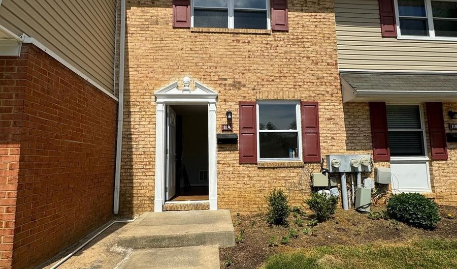 11 HERITAGE Ct, Annapolis, MD 21401 - 2 Beds, 2 Bath