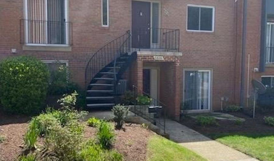 6810 PERRY PENNEY Dr 99, Annandale, VA 22003 - 2 Beds, 2 Bath