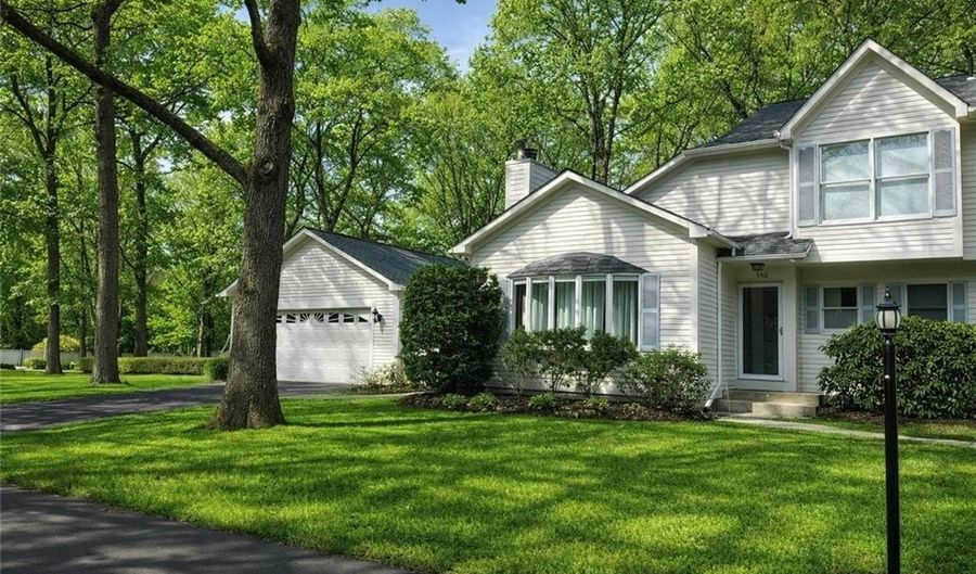 510 Boston Neck Rd, North Kingstown, RI 02852 - 2 Beds, 3 Bath