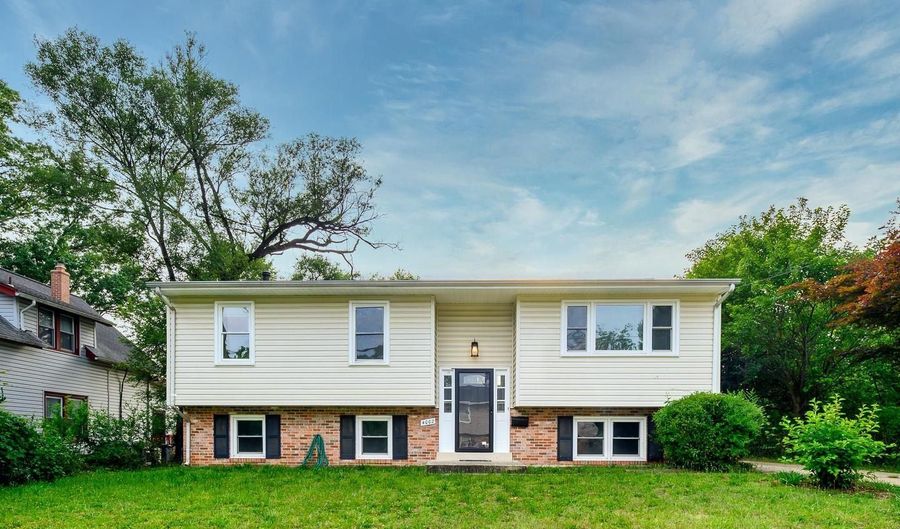 4002 52ND St, Bladensburg, MD 20710 - 4 Beds, 3 Bath