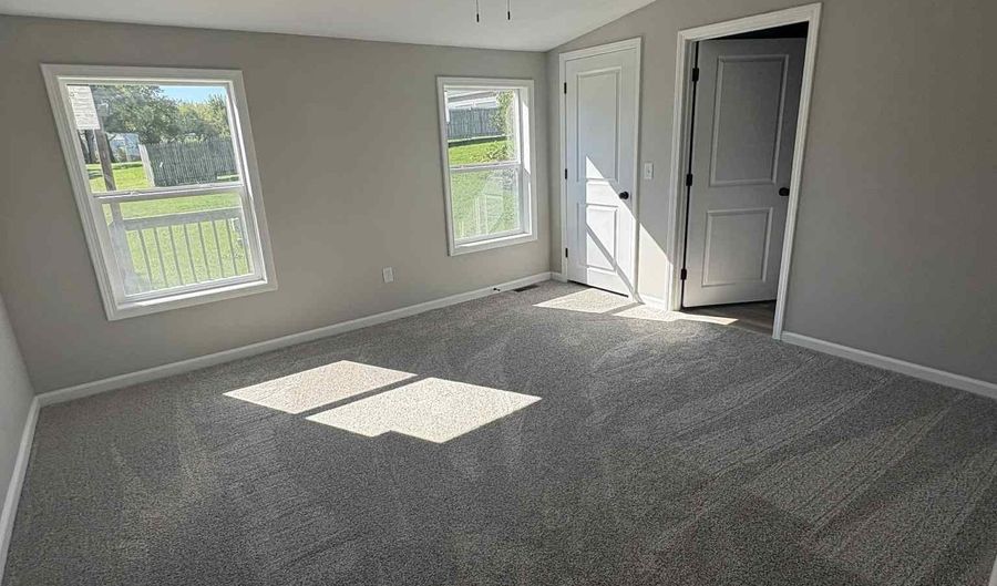 406 W Lincoln St, Ashley, IN 46705 - 3 Beds, 2 Bath