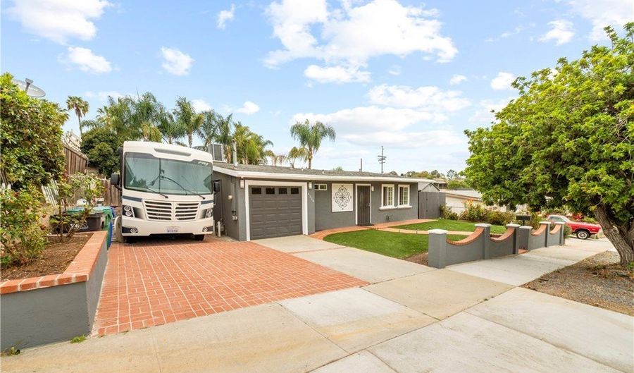 4228 Lewis St, Oceanside, CA 92056 - 3 Beds, 2 Bath