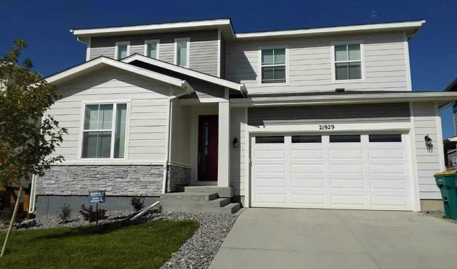 21929 E Stanford Cir, Aurora, CO 80015 - 6 Beds, 4 Bath
