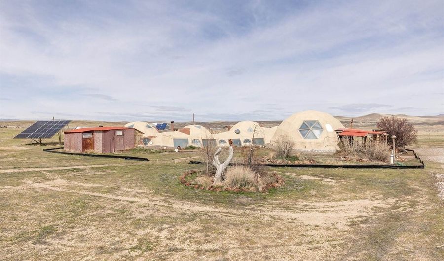 52 Horseshoe Cir, Crescent Valley, NV 89821 - 1 Beds, 1 Bath