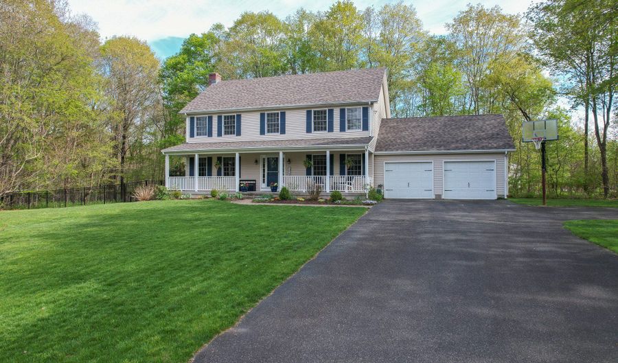 1274 Cheshire St, Cheshire, CT 06410 - 4 Beds, 3 Bath