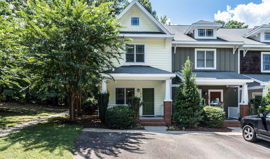 1010 Mica Lamp Ct, Apex, NC 27502 - 2 Beds, 3 Bath