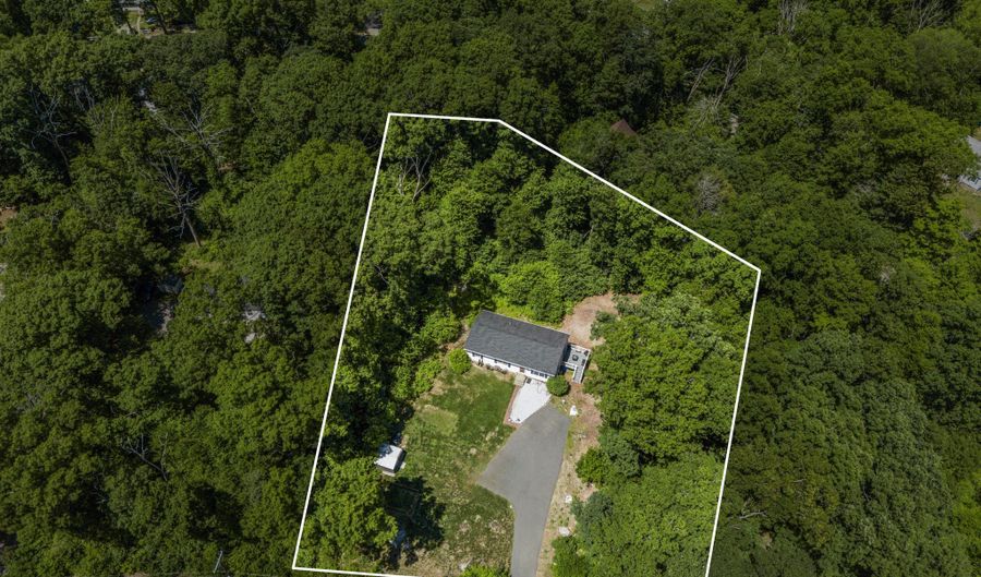 13 Route 6, Columbia, CT 06237 - 3 Beds, 2 Bath