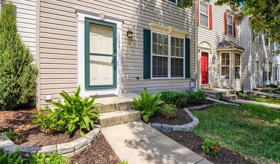 1150 SPLASHING BROOK Dr, Abingdon, MD 21009 - 3 Beds, 2 Bath