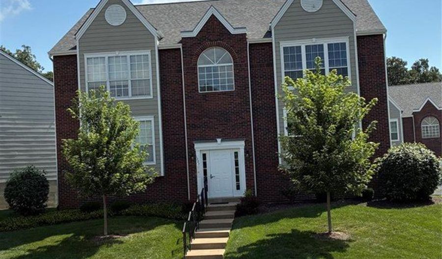 1323 Holgate Holgate Dr B, Ballwin, MO 63021 - 2 Beds, 2 Bath