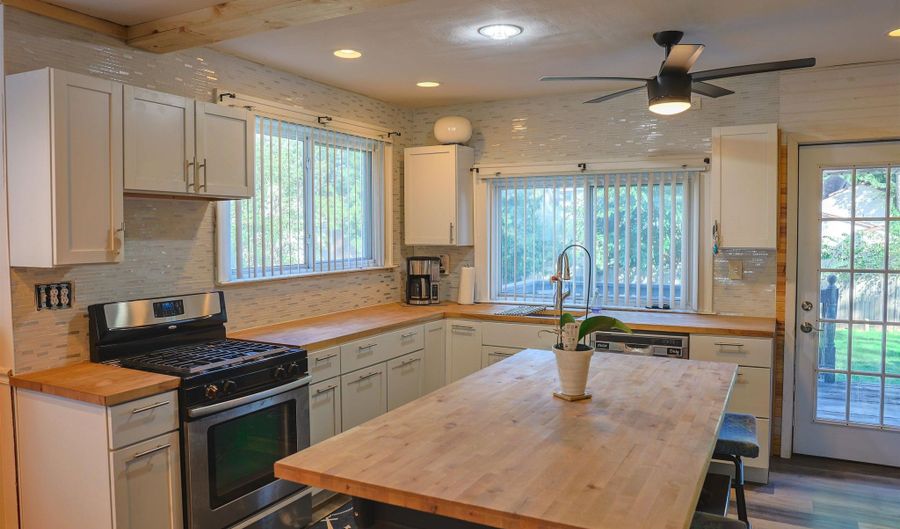 1116 Clinton, Algonac, MI 48001 - 2 Beds, 1 Bath