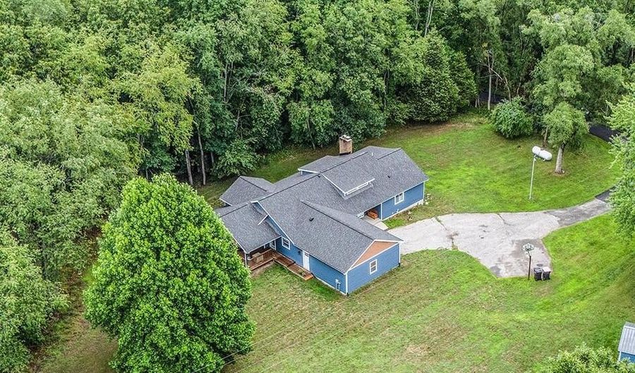 8300 Grand River Dr SE, Ada, MI 49301 - 4 Beds, 5 Bath