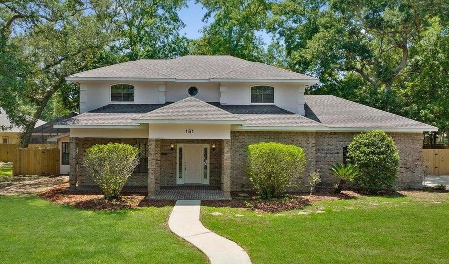 161 Spence Dr, Pass Christian, MS 39571 - 4 Beds, 3 Bath