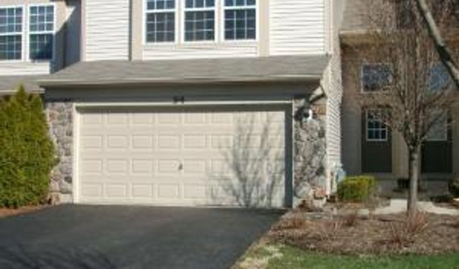 94 W Chatham Ln, Round Lake, IL 60073 - 3 Beds, 3 Bath