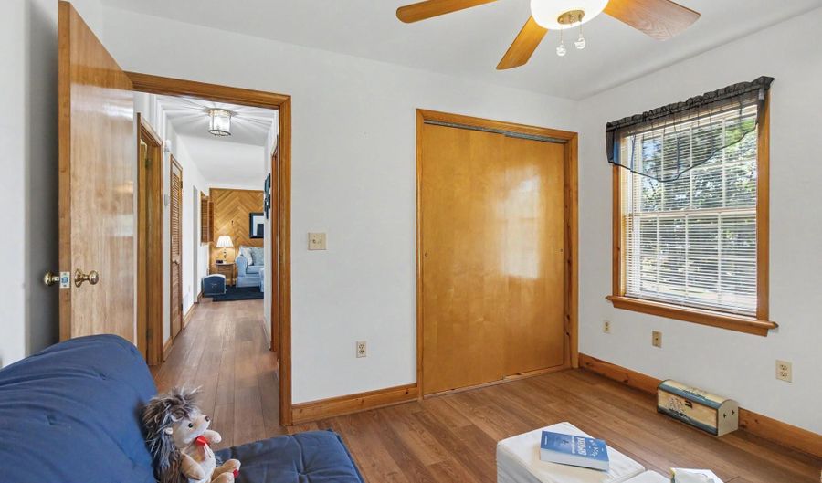 1915 PARK BEACH Dr, Aberdeen, MD 21001 - 2 Beds, 1 Bath