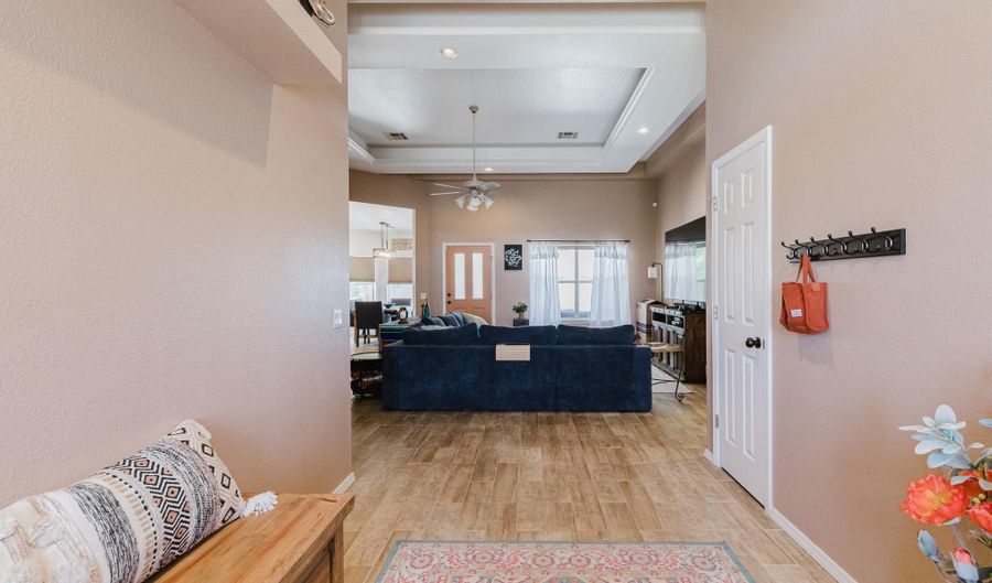 2273 Cielo Vis, Alamogordo, NM 88310 - 4 Beds, 2 Bath