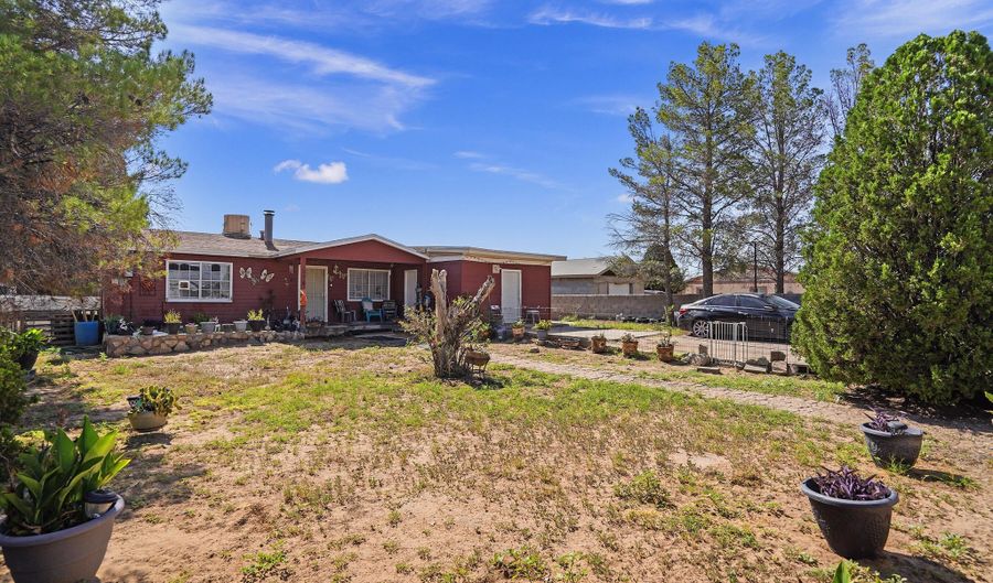 174 LAKE CANDLEWOOD Ct, El Paso, TX 79928 - 3 Beds, 2 Bath