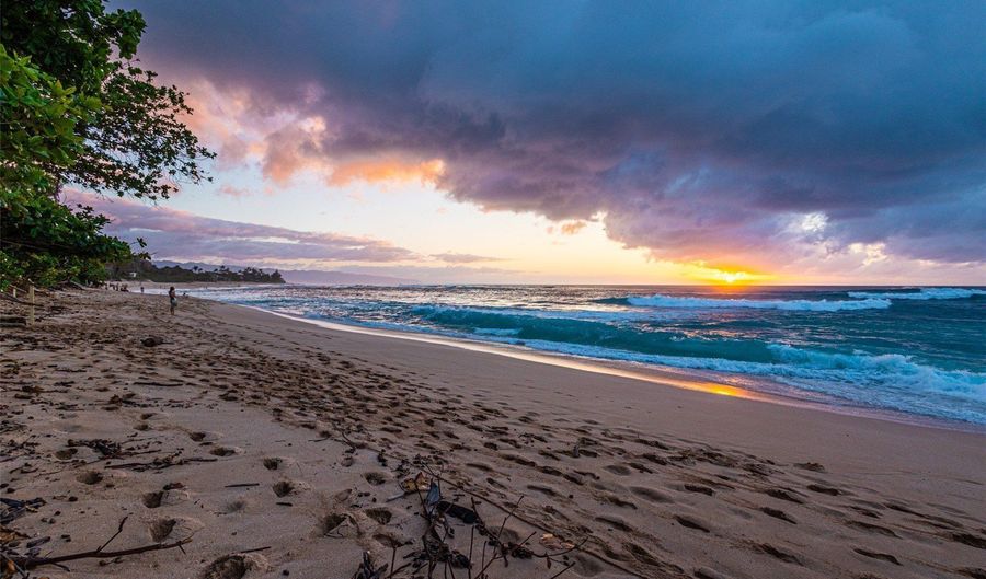 59-75 Hoalua St, Haleiwa, HI 96712 - 4 Beds, 2 Bath