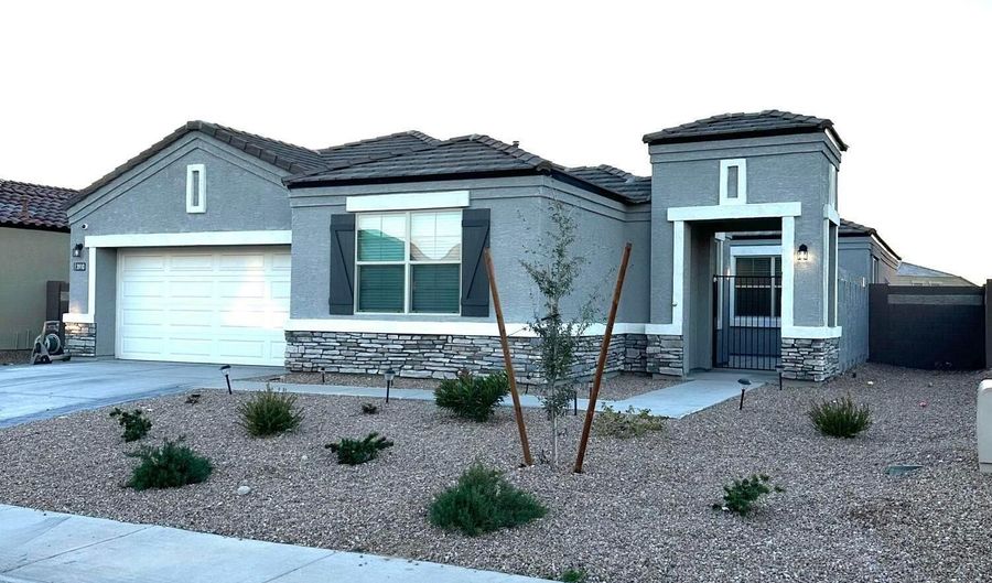 3910 N 301st Ln, Buckeye, AZ 85396 - 4 Beds, 2 Bath