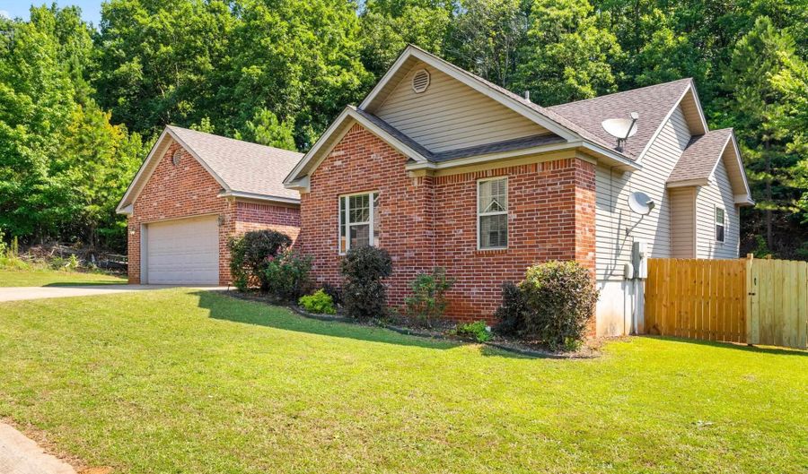 3983 Eastern Slope Dr, Alexander, AR 72002 - 3 Beds, 2 Bath
