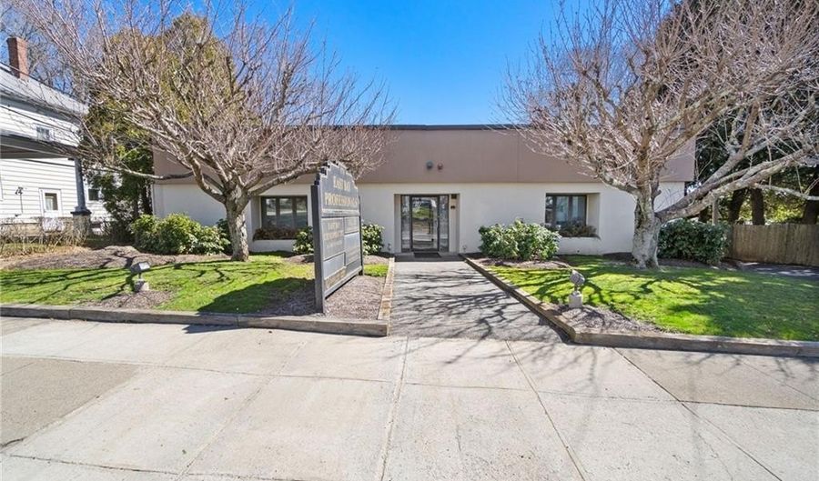 970 Hope St, Bristol, RI 02809 - 0 Beds, 0 Bath