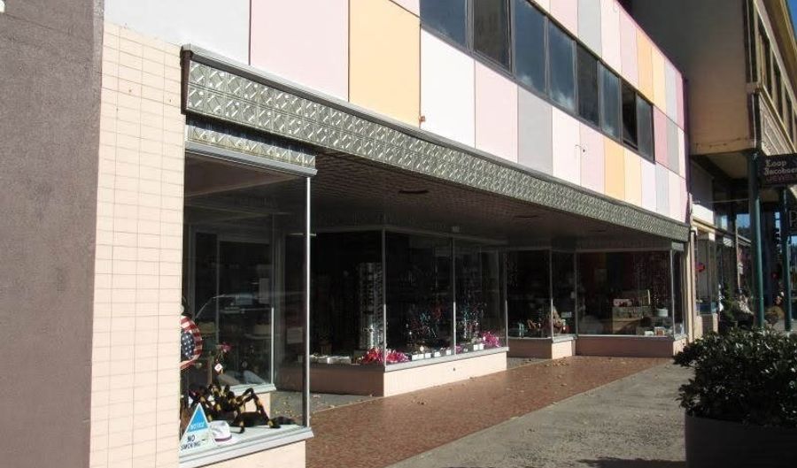 1332 COMMERCIAL St, Astoria, OR 97103 - 0 Beds, 0 Bath
