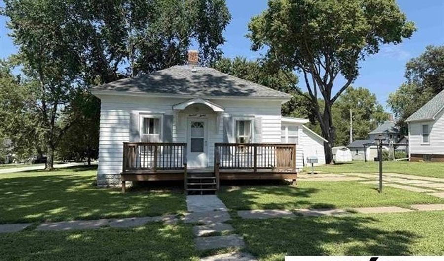 1420 14th St, Auburn, NE 68305 - 2 Beds, 1 Bath