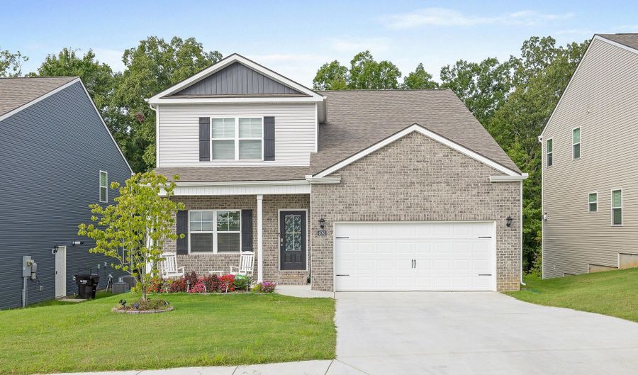 4063 Bentwood Cove Dr, Apison, TN 37302 - 4 Beds, 4 Bath
