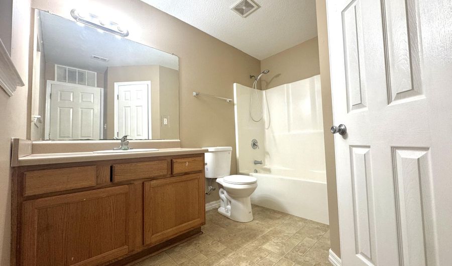 6195 E Jackson St, Bay St. Louis, MS 39520 - 3 Beds, 2 Bath