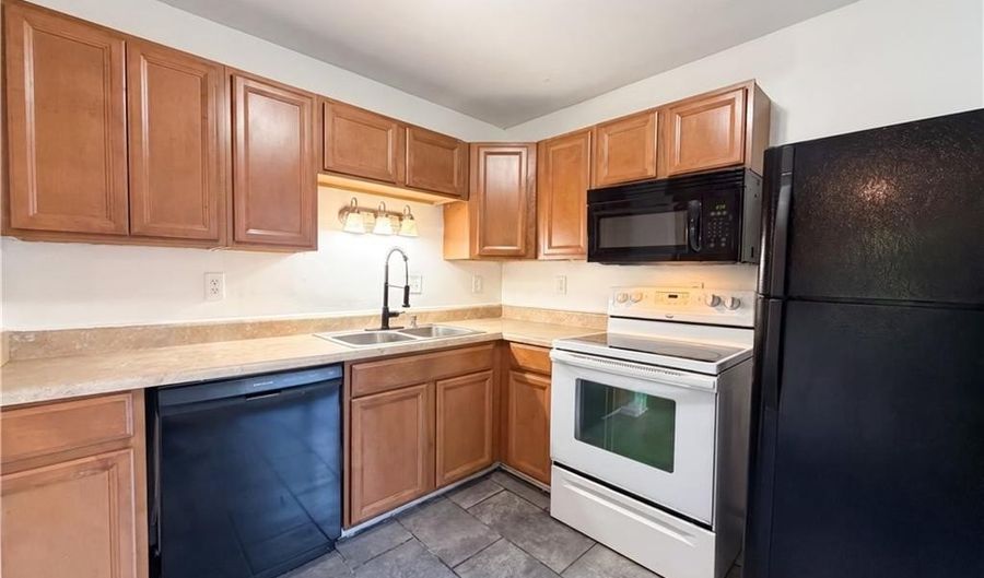 2725 Flintlock Pl, Austell, GA 30106 - 2 Beds, 2 Bath