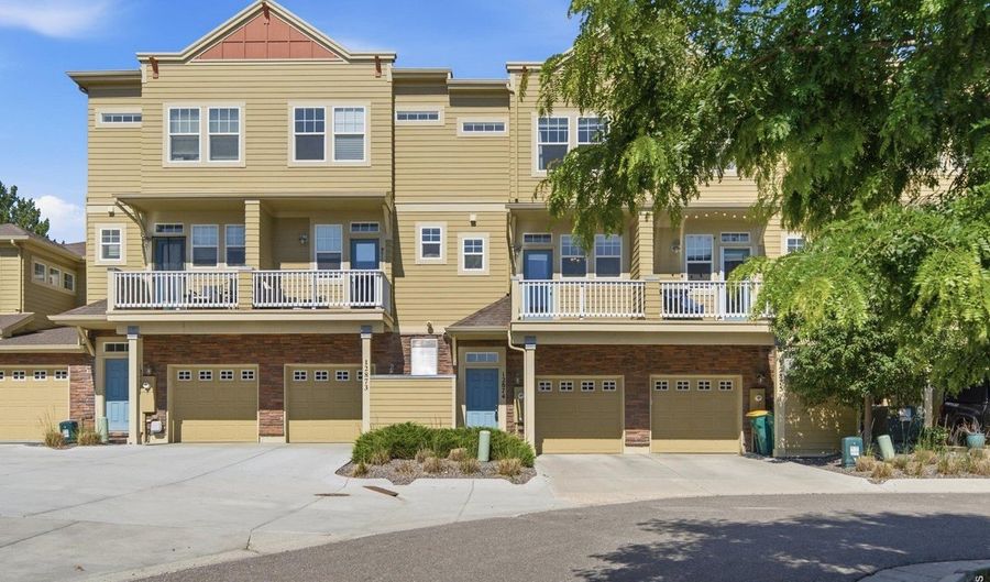 12874 King St, Broomfield, CO 80020 - 2 Beds, 3 Bath