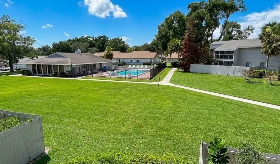 1412 OAK Pl J, Apopka, FL 32712 - 2 Beds, 3 Bath