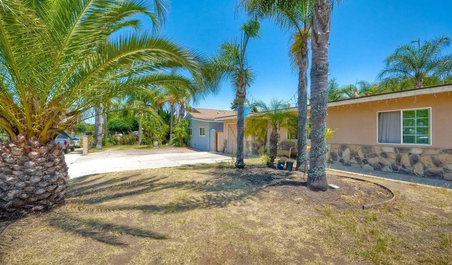 759 W 10Th Ave, Escondido, CA 92025 - 2 Beds, 2 Bath
