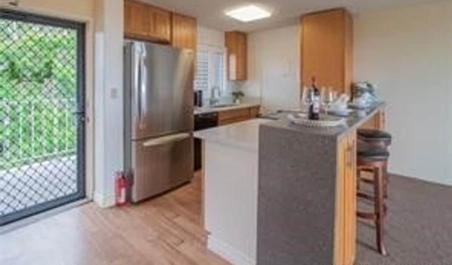98-719 Iho Pl 51002, Aiea, HI 96701 - 2 Beds, 2 Bath