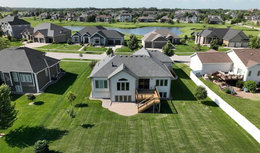 2526 Coyote Dr, Ames, IA 50014 - 4 Beds, 3 Bath