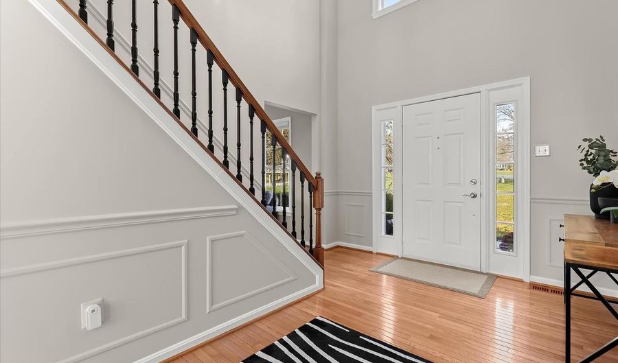 22 FARM RIDGE Ct, Baldwin, MD 21013 - 4 Beds, 3 Bath