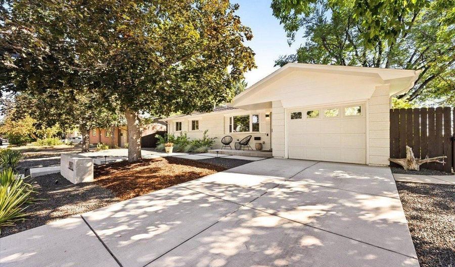 890 Toedtli Dr, Boulder, CO 80305 - 4 Beds, 3 Bath