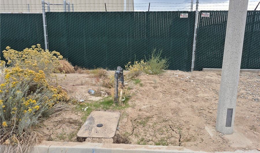 9541 Commerce Way, Adelanto, CA 92301 - 0 Beds, 0 Bath