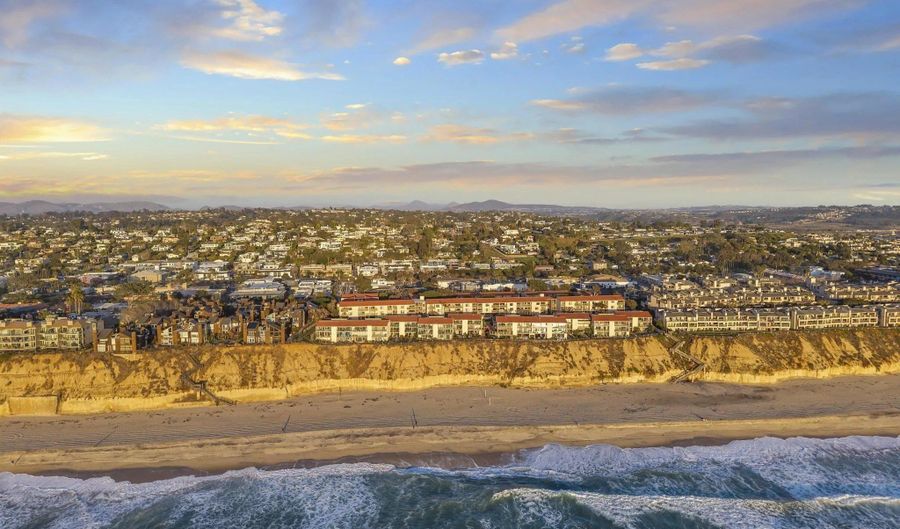 429 S Sierra Ave 324, Solana Beach, CA 92075 - 2 Beds, 2 Bath