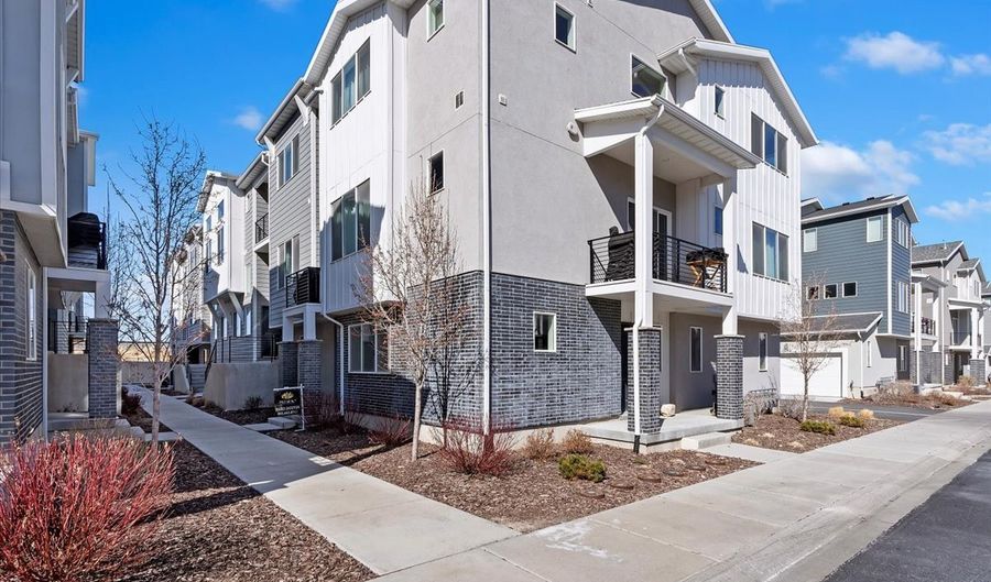 15202 S WILD HORSE, Bluffdale, UT 84065 - 3 Beds, 2 Bath