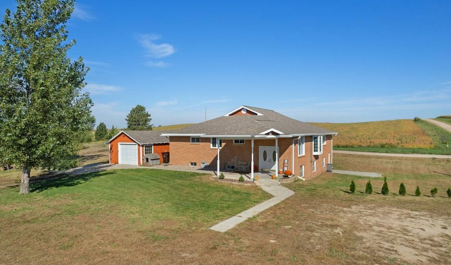 1703 310th Ave, Albion, NE 68620 - 3 Beds, 2 Bath