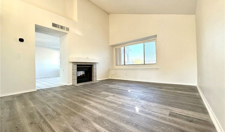 1663 Duarte Dr, Henderson, NV 89014 - 4 Beds, 3 Bath