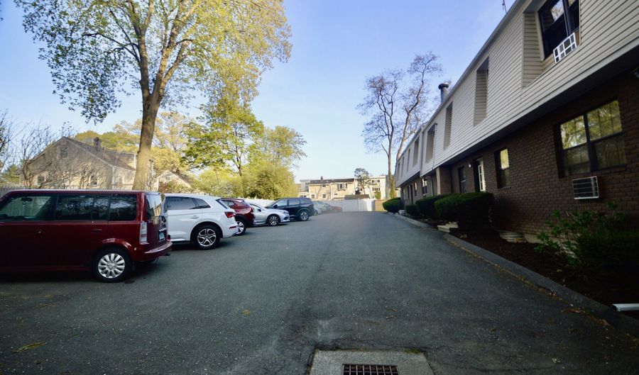 48 Enid St APT C, Bridgeport, CT 06606 - 1 Beds, 1 Bath