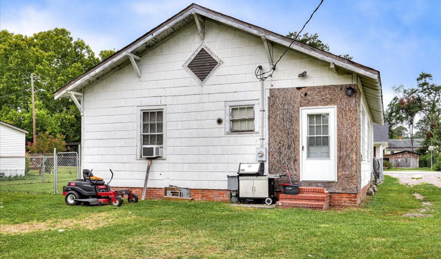 3081 Townsend St, Beech Island, SC 29842 - 2 Beds, 1 Bath