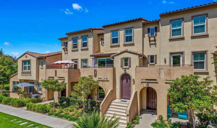 4347 Harbor Way 4, Oceanside, CA 92056 - 3 Beds, 4 Bath