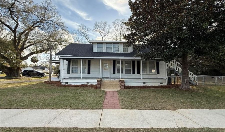 401 Hall Ave, Bay Minette, AL 36507 - 4 Beds, 3 Bath